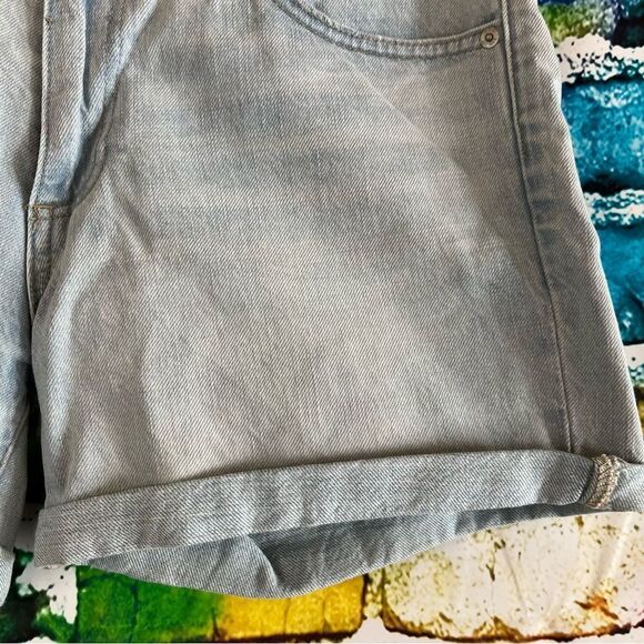 Gap Light Denim Sexy Boyfriend Jean Shorts Size 28 - Picture 4 of 9